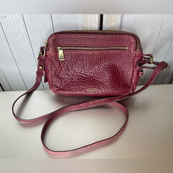 Fossil Piper Toaster Leather Red Crossbody Medium Bag Gold Hardware - Picture 1 of 8